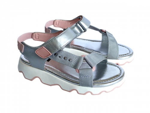 Dép sandal trẻ em