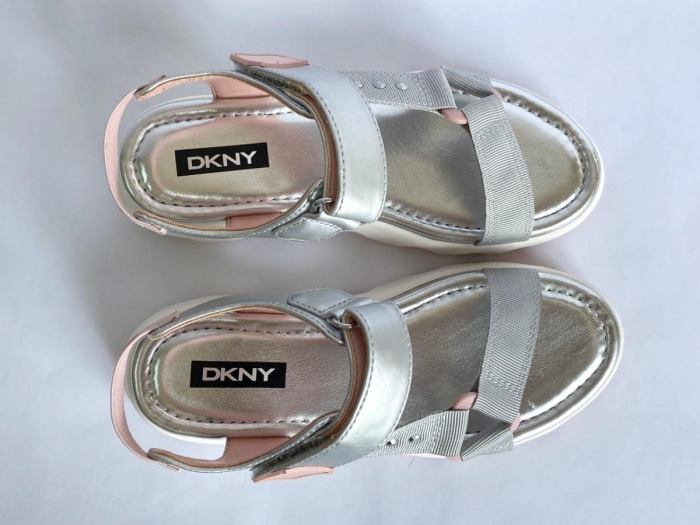 Dép sandal trẻ em