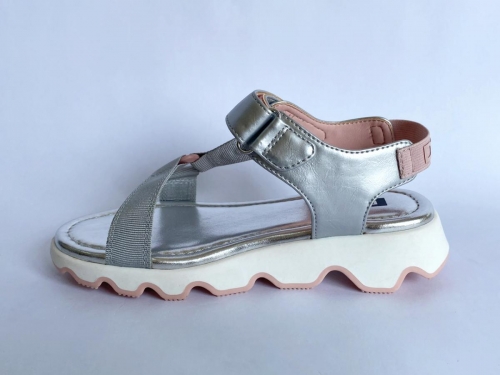 Dép sandal trẻ em