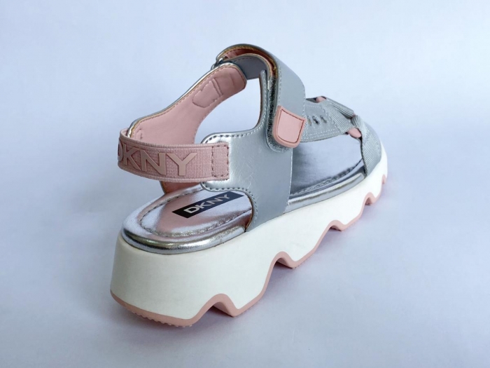 Dép sandal trẻ em