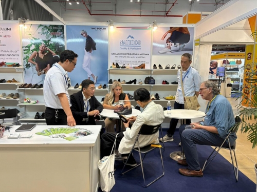 Nam Anh đem phong cách thời trang ý của Tinobellini đến shoes & Leather Việt Nam 2026